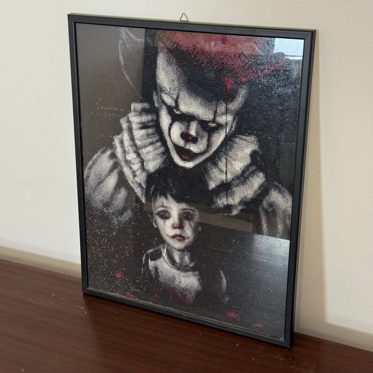 Quadro Horror "IT - Pennywise" in Diamond Painting con Cornice Nera