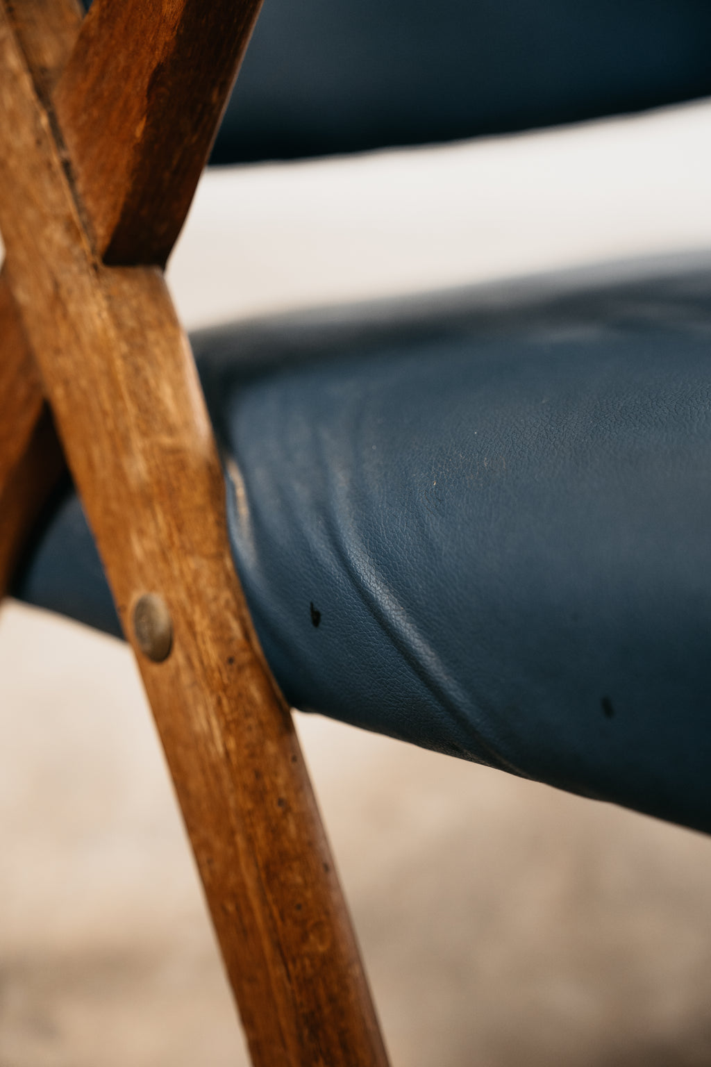 Poltrona Lounge Vintage Dal Vera in Legno e Skai Blu (Anni '50/'60)
