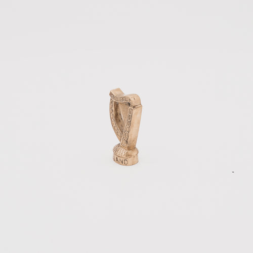 Antico Fermacarte ad Arpa Celtica in Ottone Inciso - Souvenir d'Irlanda Vintage Metà '900