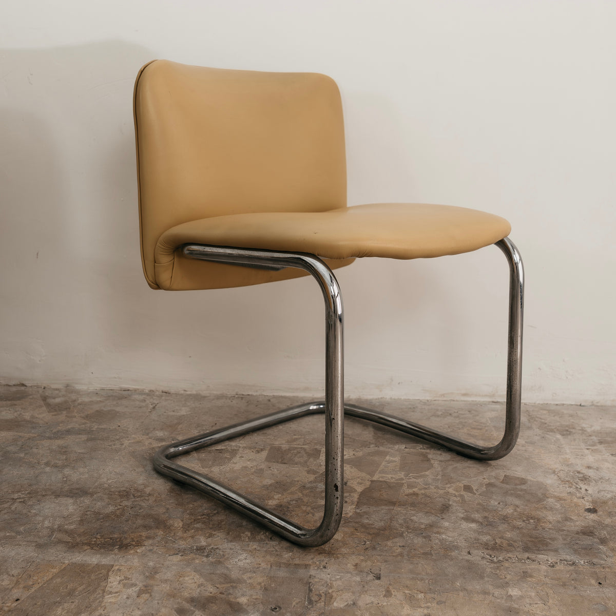 Set di 6 Sedie Vintage Cantilever in Acciaio Cromato e Similpelle (Anni '70)
