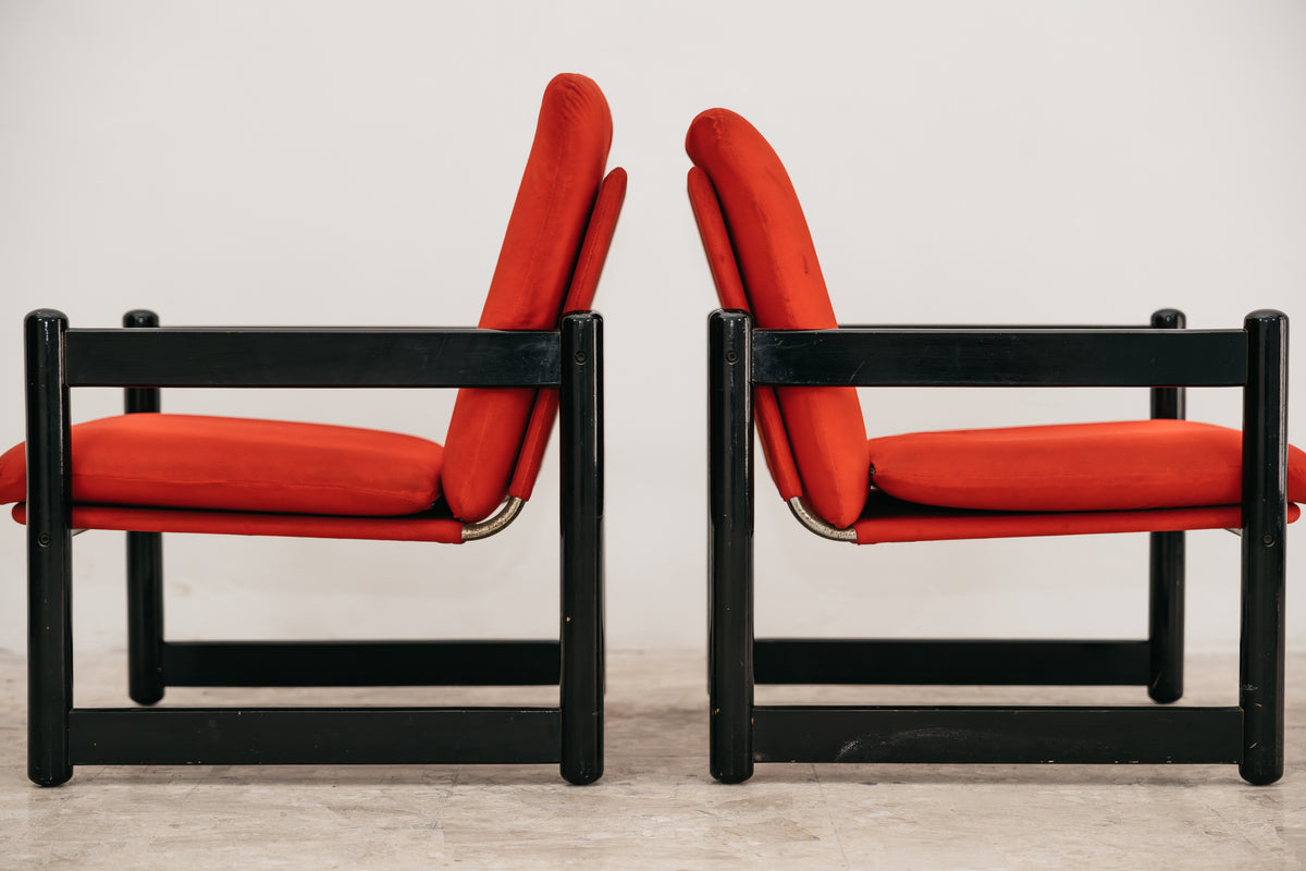 Coppia di Poltrone Vintage Schirolli Modello Pierrot in Legno Laccato e Panno Rosso (Anni '80)