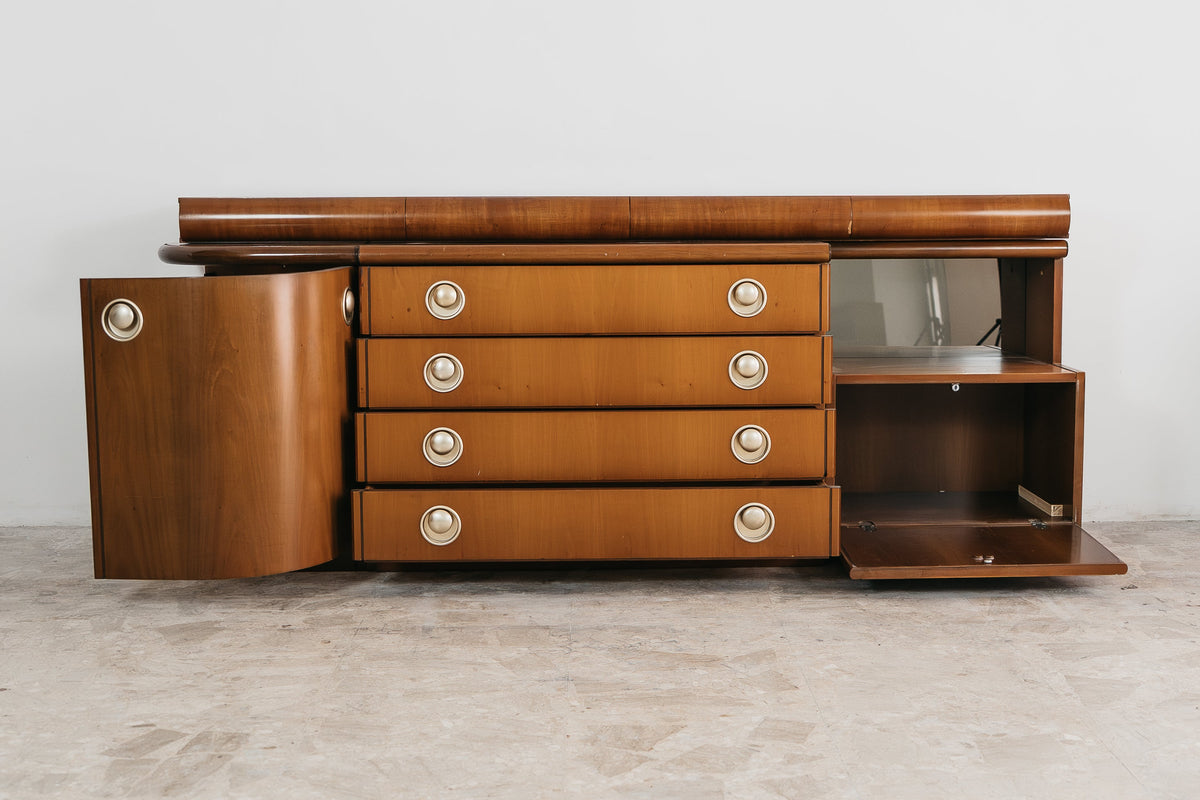Credenza Bassa Vintage Asimmetrica dal Design Modernista (Anni '50/'60)