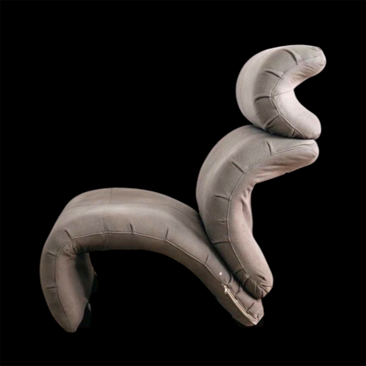 Poltrona Waves Vintage Modernista dal Design Scultoreo a Onde (Anni '70/'80)