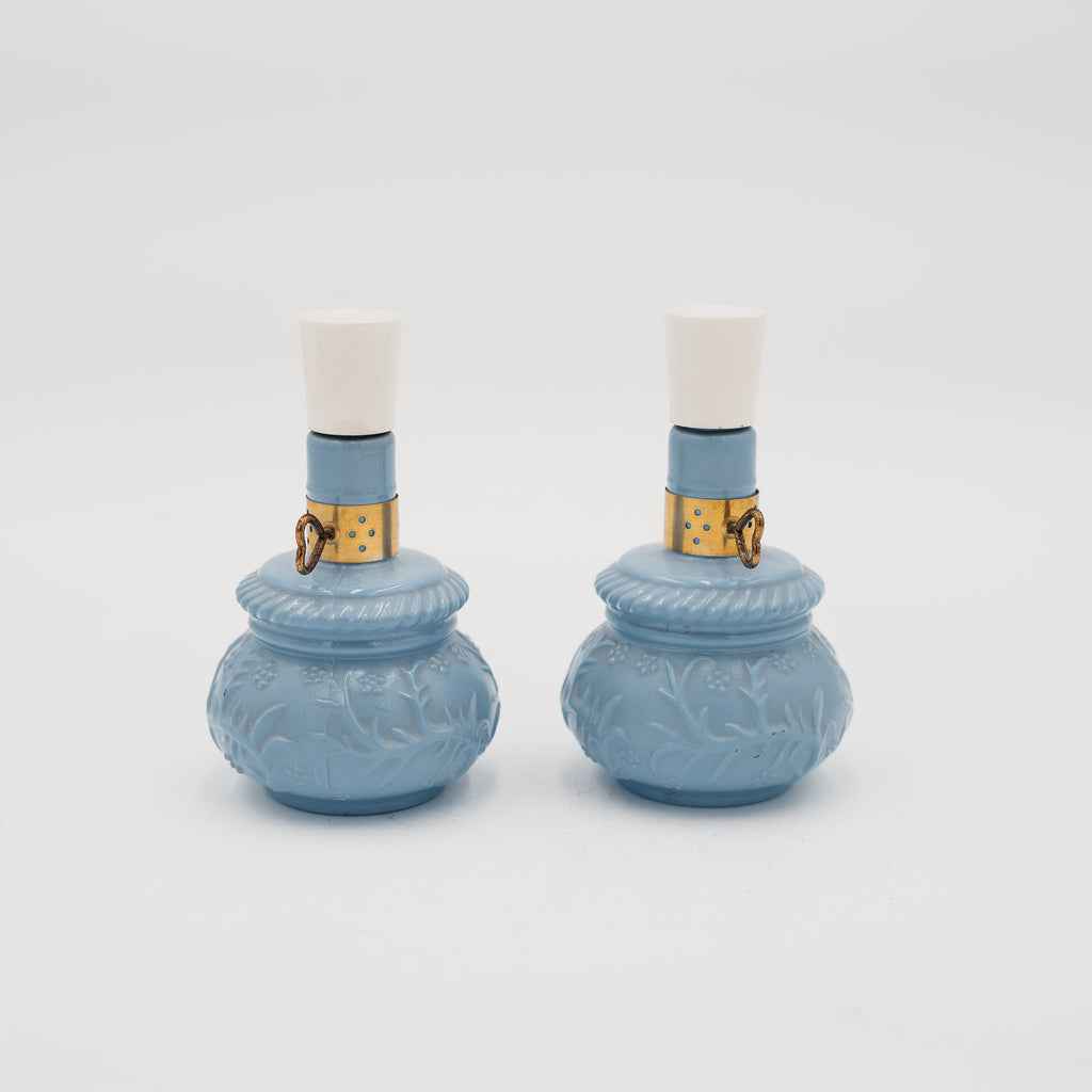 Coppia Boccette Profumo Vintage Avon Courting Lamp Vetro Opalino Blu Anni 70
