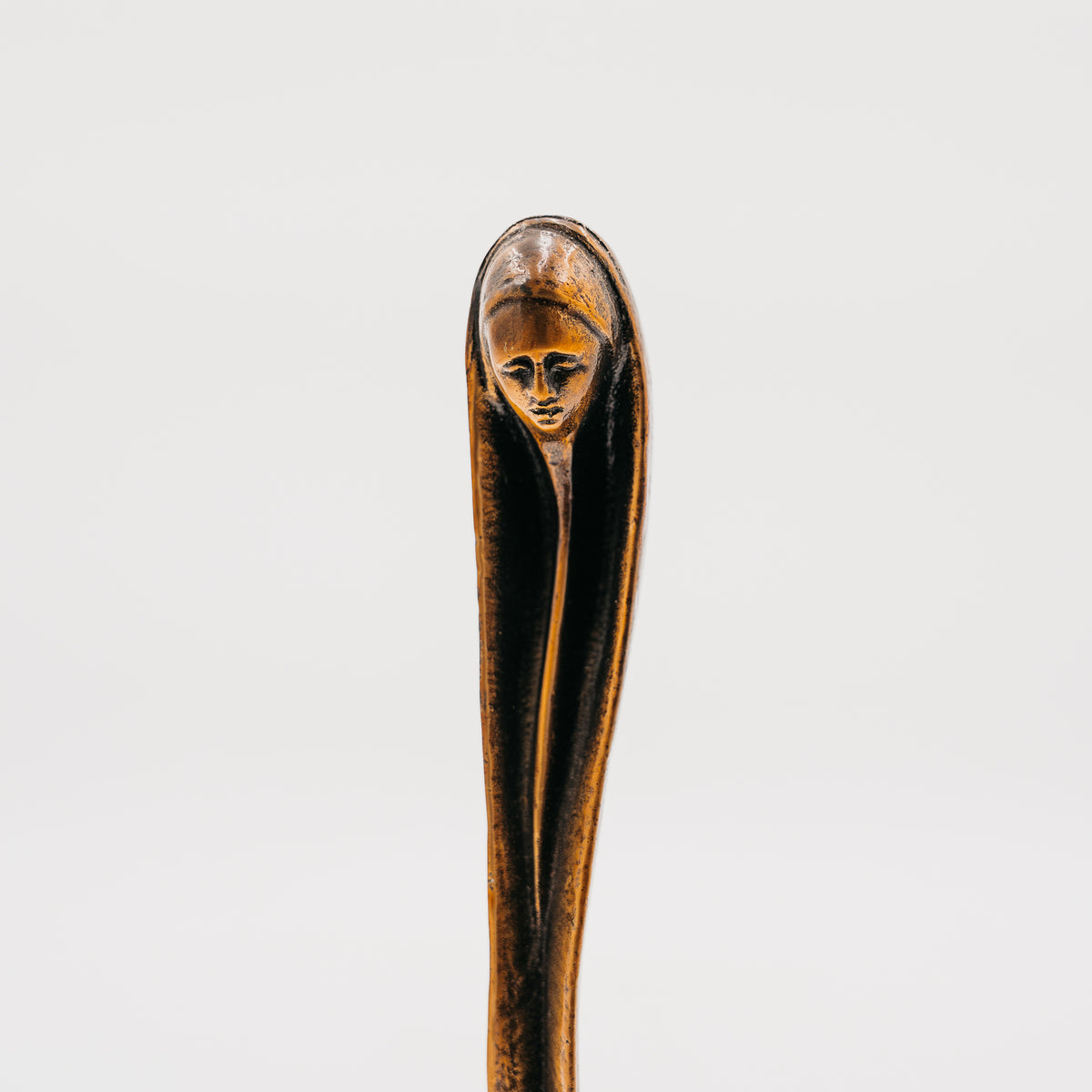 Scultura Madonna Stilizzata Vintage in Bronzo con Base in Marmo