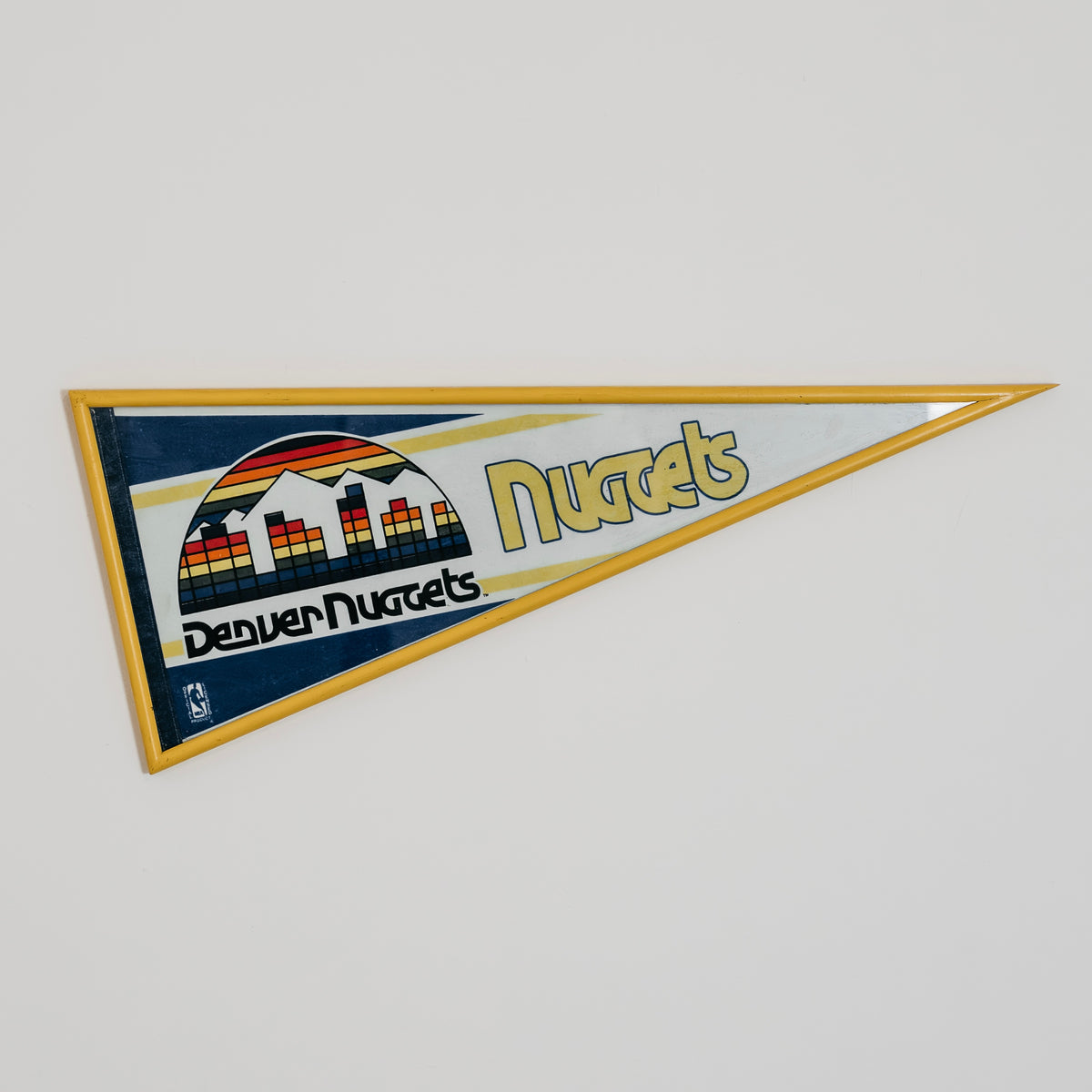 Gagliardetto Denver Nuggets Vintage Anni 80 Incorniciato Con Vetro Pennant NBA WinCraft Rainbow