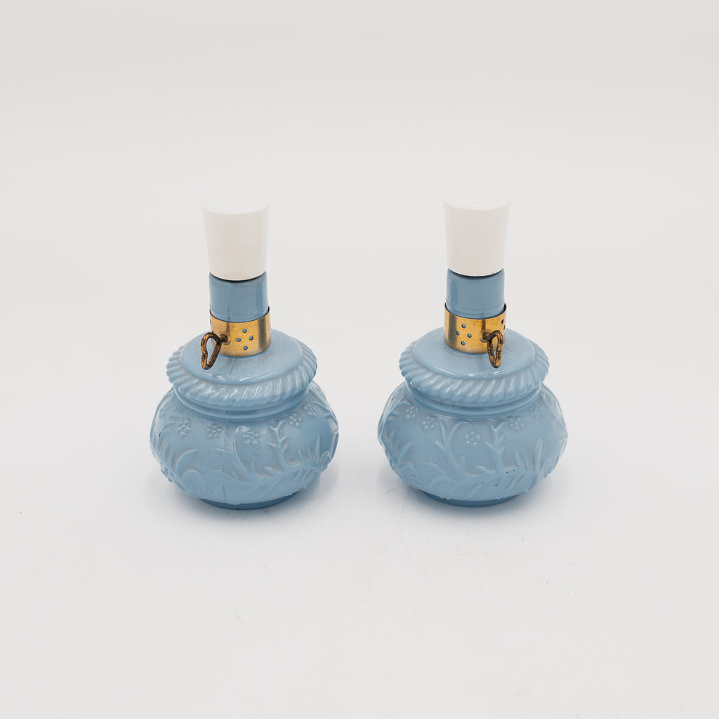 Coppia Boccette Profumo Vintage Avon Courting Lamp Vetro Opalino Blu Anni 70