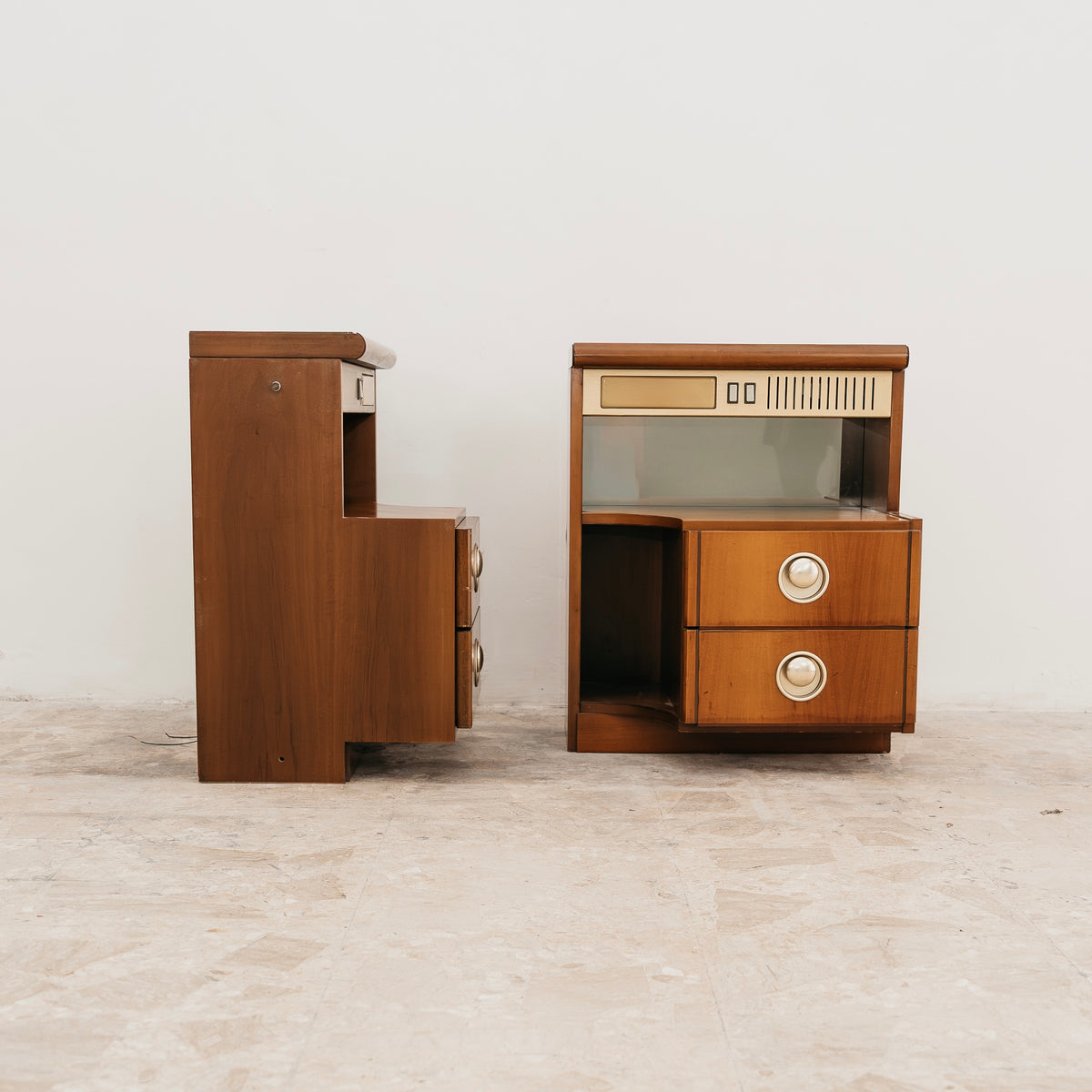 Coppia Comodini Vintage Anni 70 Space Age Legno lampade Integrate Specchio Modernariato Design