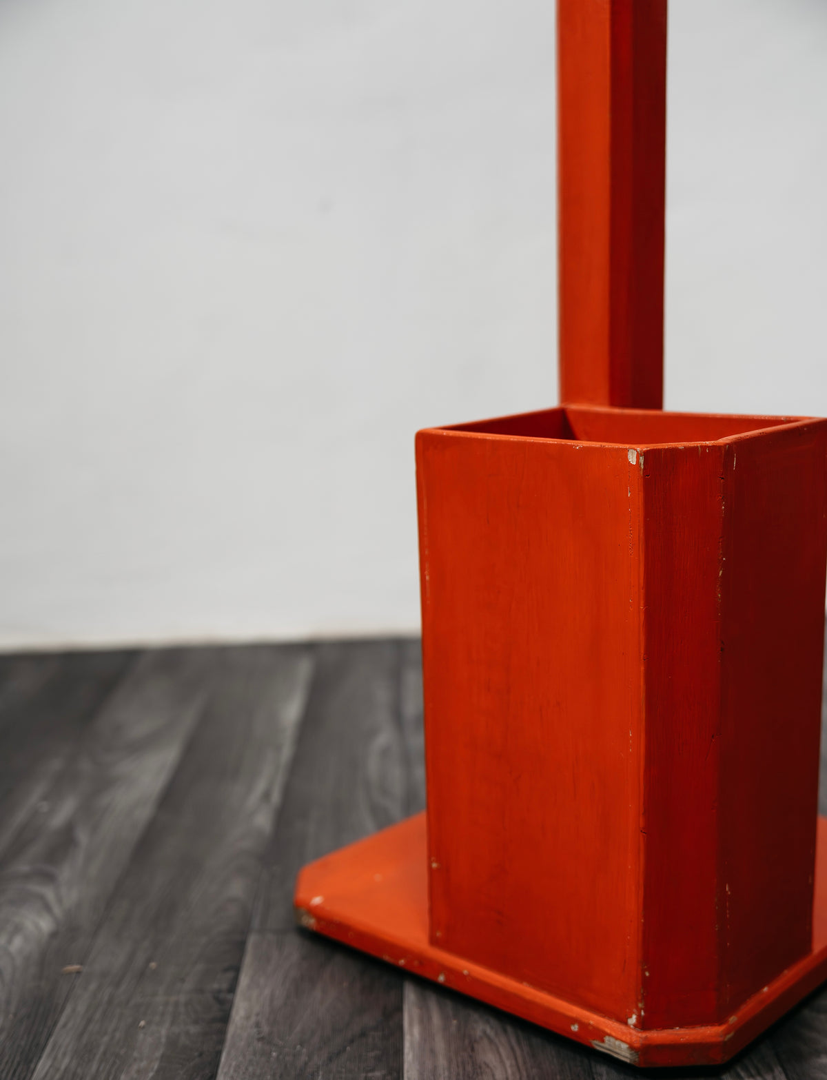 Appendiabiti Portaombrelli Vintage Anni 60 in Legno Laccato Arancione Space Age