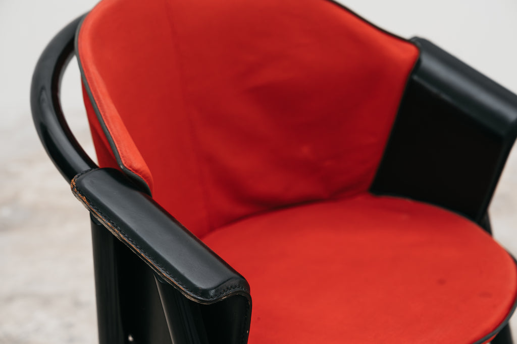 Set 4 Sedie Pozzi & Verga Vintage Anni 70 Legno Laccato Nero Tessuto Rosso Modernariato Design