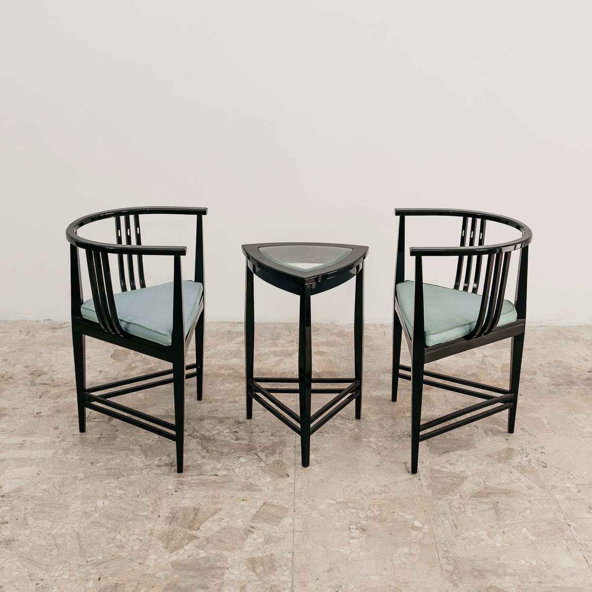 Set 2 Poltroncine e Tavolino Ernest Archibald Taylor Vintage Anni 80 Frassino Nero Modernariato