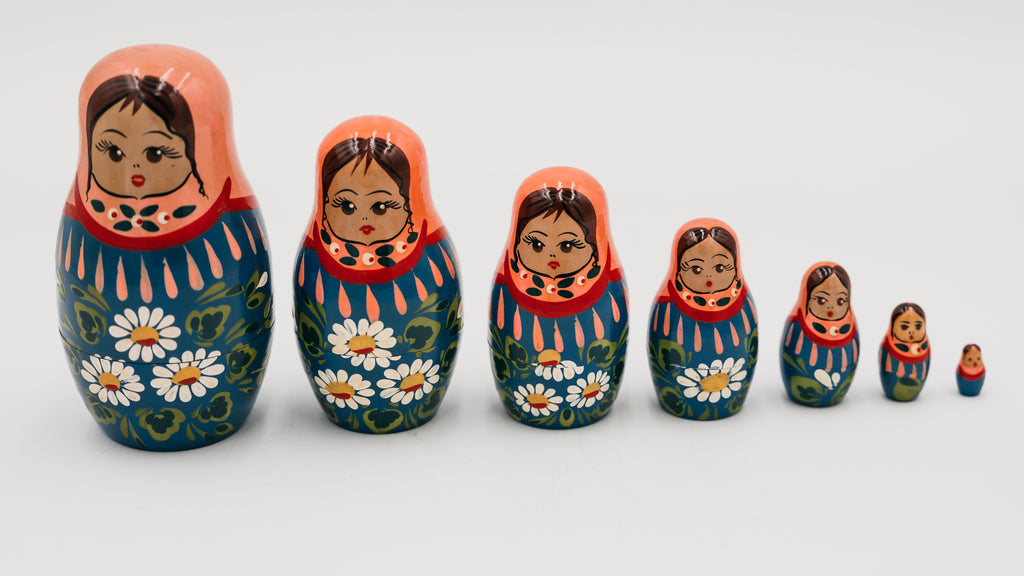 Matrioska Russa Vintage in Legno Dipinta a Mano Set Completo 7 Pezzi
