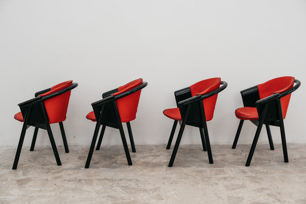 Set 4 Sedie Pozzi & Verga Vintage Anni 70 Legno Laccato Nero Tessuto Rosso Modernariato Design