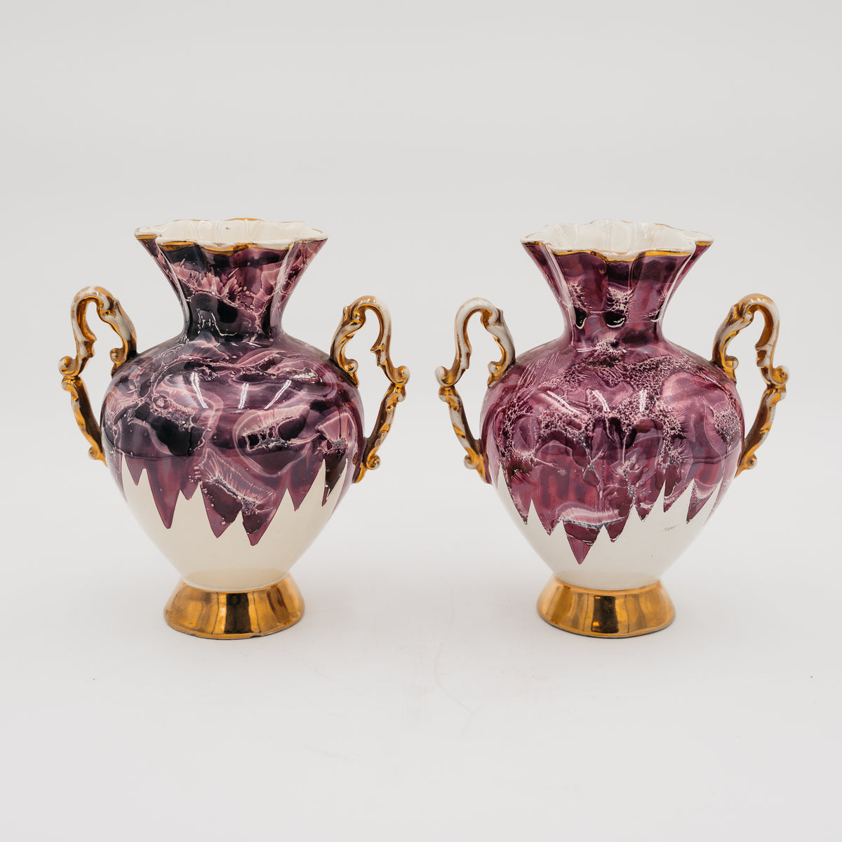 Coppia Vasi SICAS Sesto Fiorentino Vintage Porpora Rifiniture Oro e Lustro
