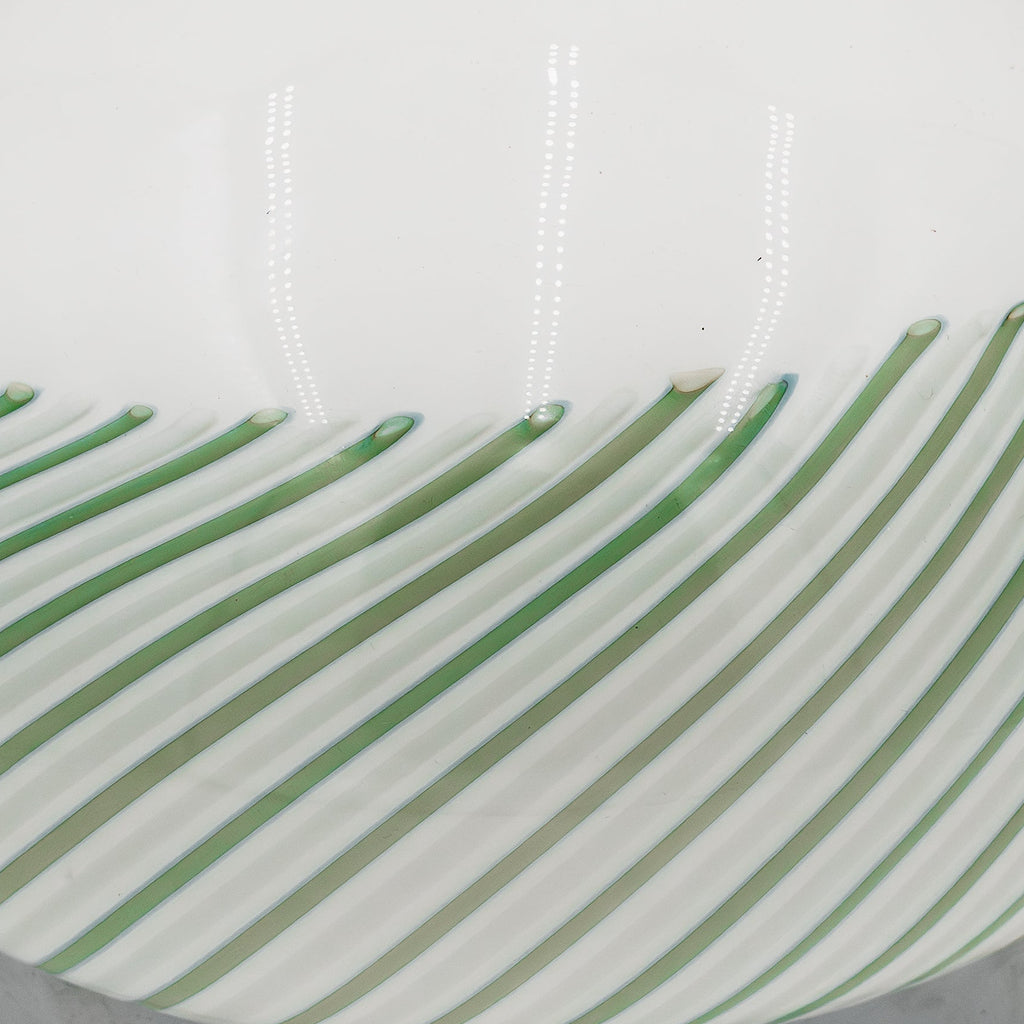 Lampada da parete Vintage Murano in Vetro Incamiciato Bianco e Verde Swirl