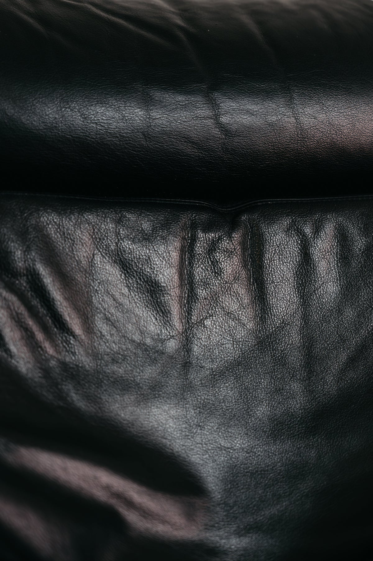Poltrona Lounge Vintage "Kroken" di Åke Fribytter per Nelo Möbel in Pelle Nera (Anni '70)