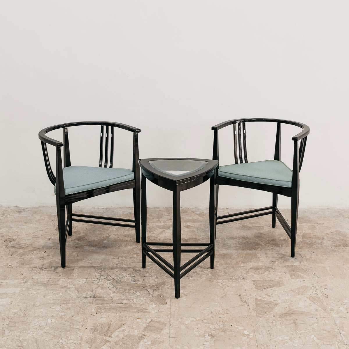 Set 2 Poltroncine e Tavolino Ernest Archibald Taylor Vintage Anni 80 Frassino Nero Modernariato