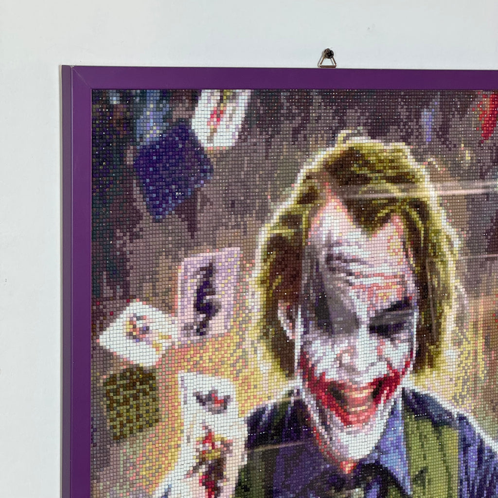 Quadro Pop Art "Joker" Heath Ledger in Diamond Painting con Cornice Viola