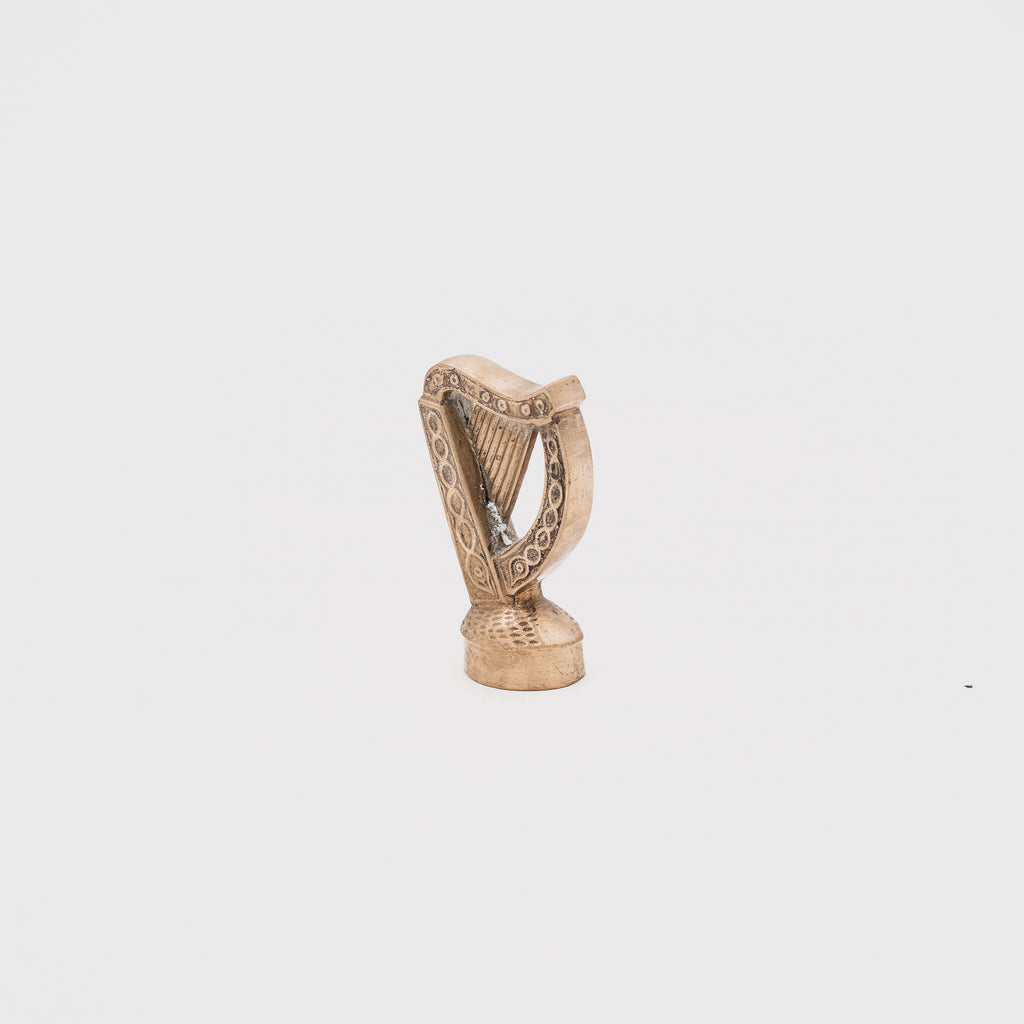 Antico Fermacarte ad Arpa Celtica in Ottone Inciso - Souvenir d'Irlanda Vintage Metà '900