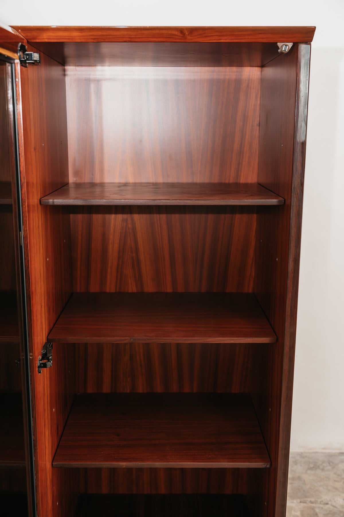 Vetrina in Palissandro Monumentale Zebrawood Lacquered - Mid-Century Design 1970