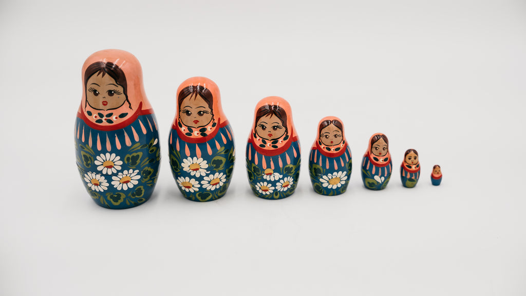 Matrioska Russa Vintage in Legno Dipinta a Mano Set Completo 7 Pezzi
