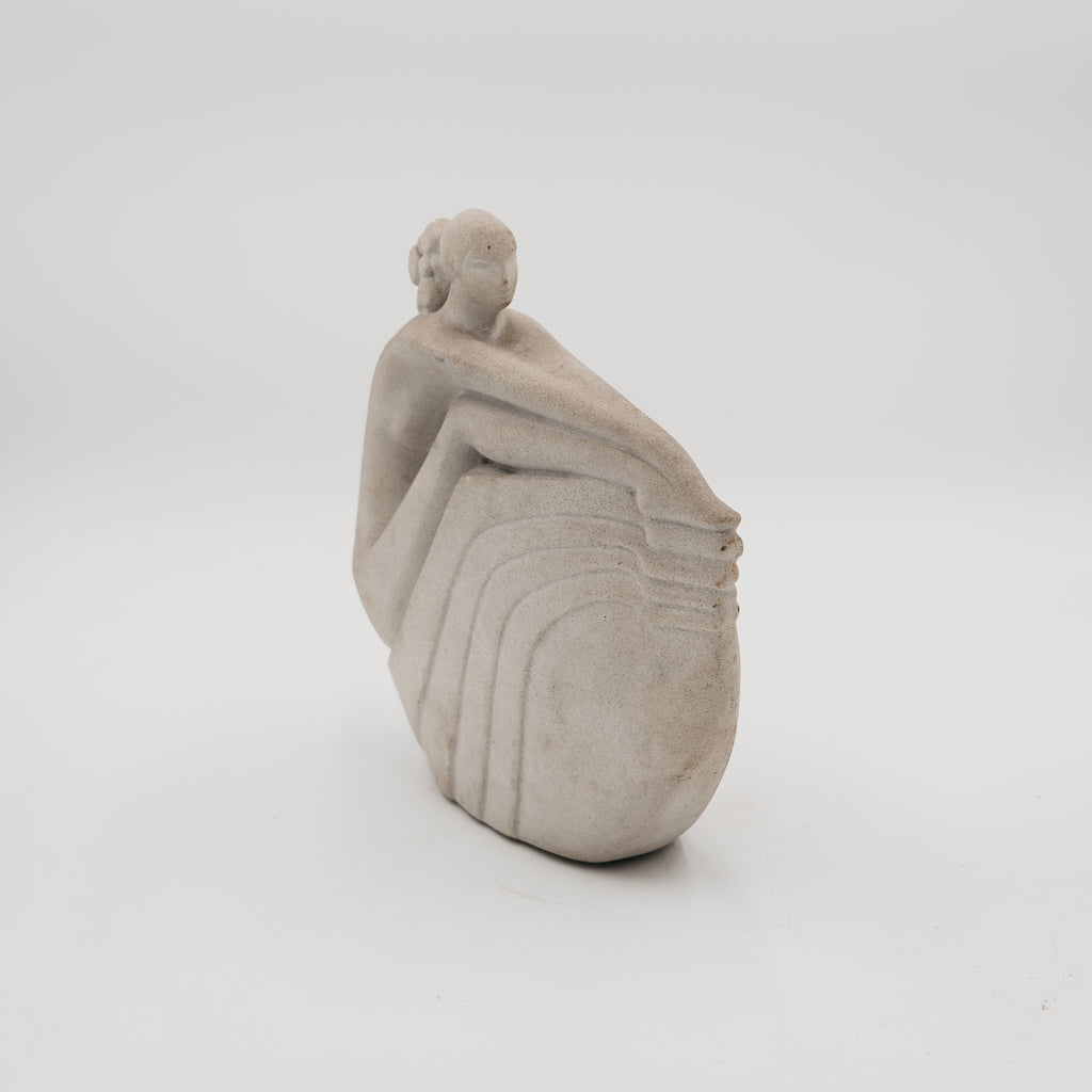 Scultura MarBell Belgio Donna Stilizzata Vintage Polvere di Marmo Art Déco