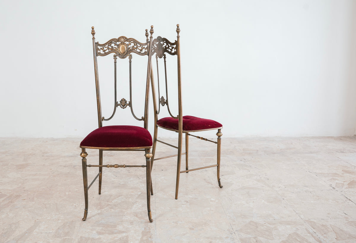 Coppia di Sedie Antiche Chiavarine in Ottone e Velluto Rosso (Anni ‘50/60)