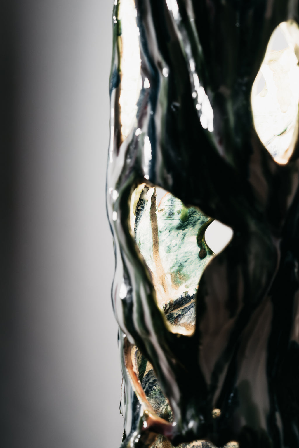 Lampada in Ceramica Ernesto Treccani Vintage Anni 60 Scultura Traforata Modernariato