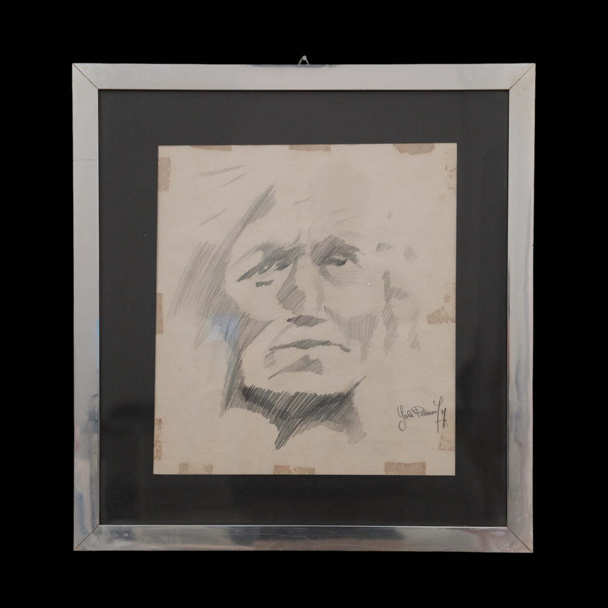 Ritratto d'Uomo a Matita – Disegno Firmato e Datato '77, Cornice Cromata con Passepartout Nero, 59 x 55 cm
