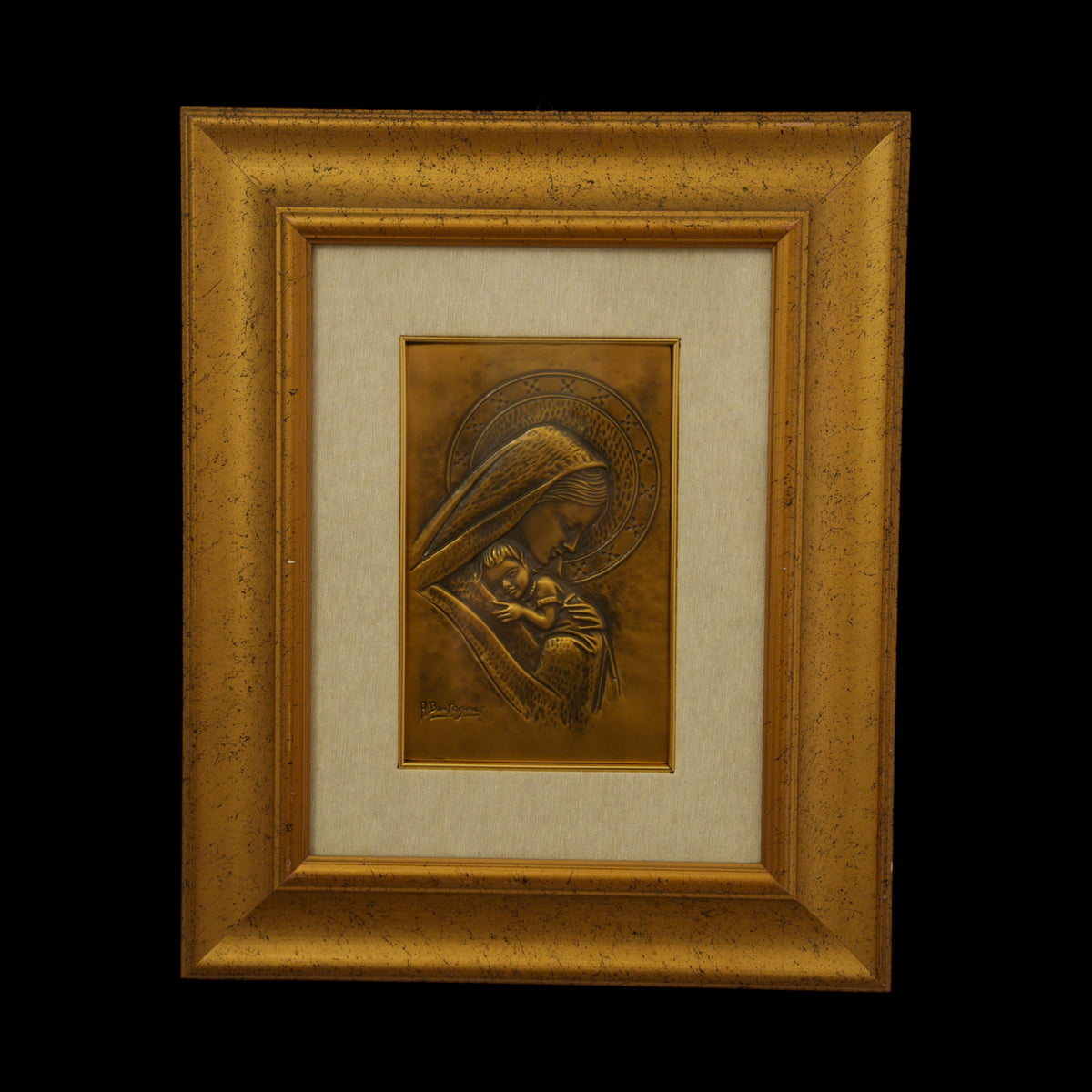 Aldo Bertagna – "Maternità", Madonna con Bambino – Bassorilievo in Rame Sbalzato Firmato, Cornice Dorata, 49 x 40 cm