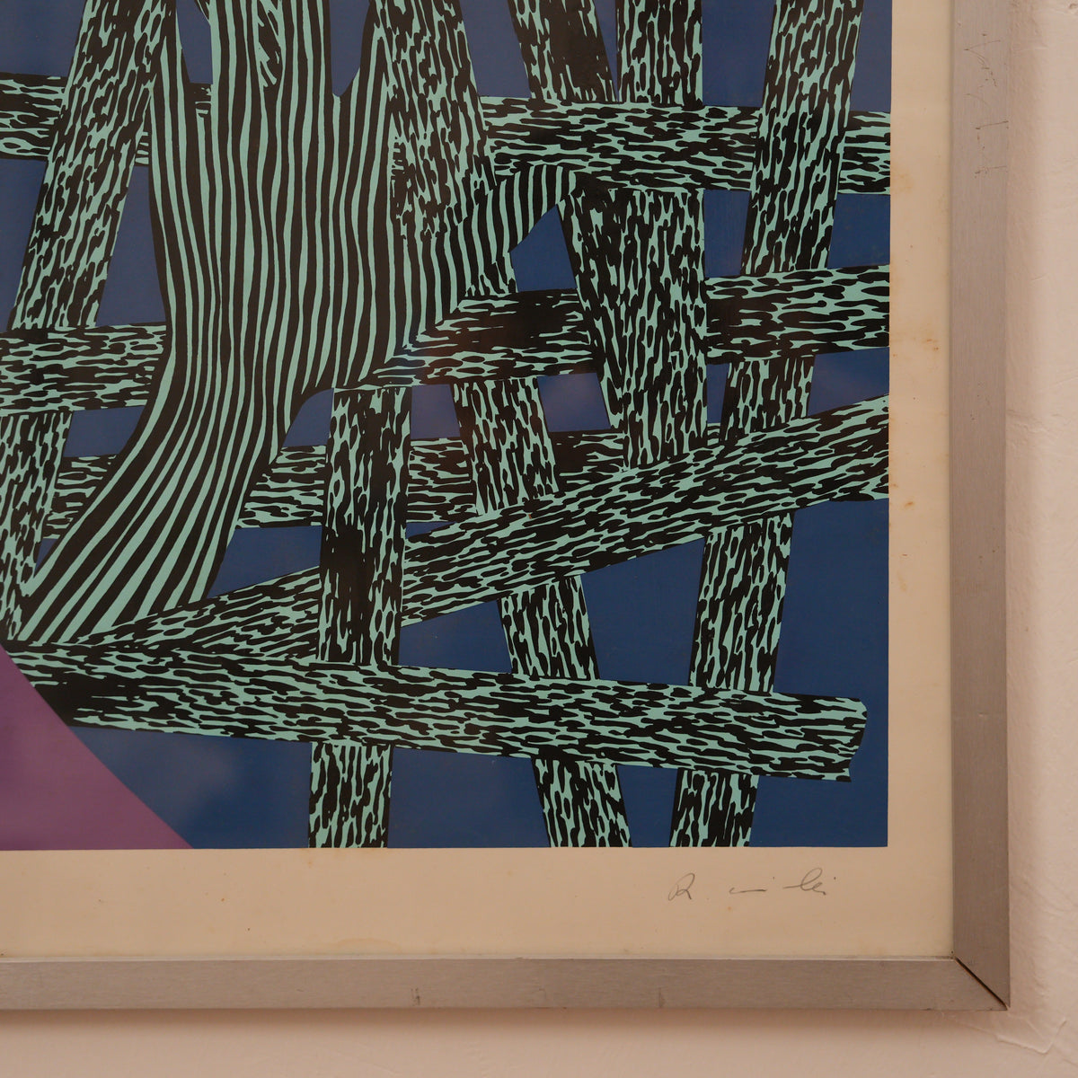 Composizione Astratta Geometrica in Viola, Blu e Turchese – Stampa Firmata, Cornice in Alluminio, 65 x 52 cm