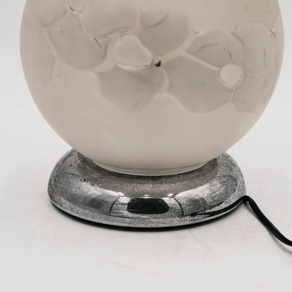 Lampada da Tavolo Sferica "Globo" in Vetro Satinato con Base Cromata - Design Space Age Anni '70