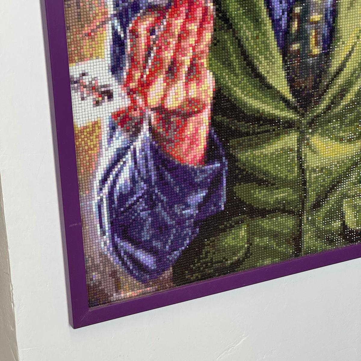 Quadro Pop Art "Joker" Heath Ledger in Diamond Painting con Cornice Viola
