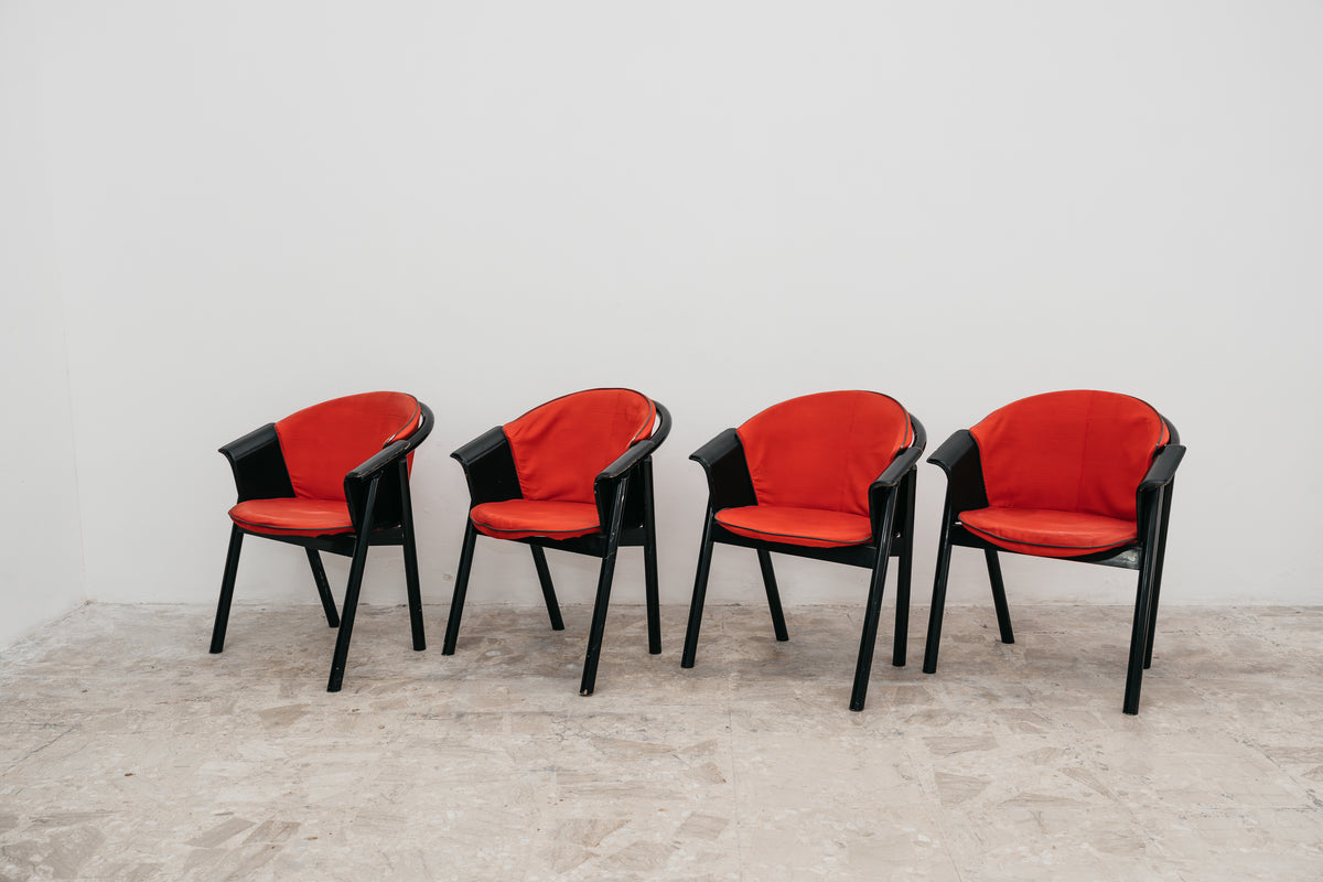 Set 4 Sedie Pozzi & Verga Vintage Anni 70 Legno Laccato Nero Tessuto Rosso Modernariato Design