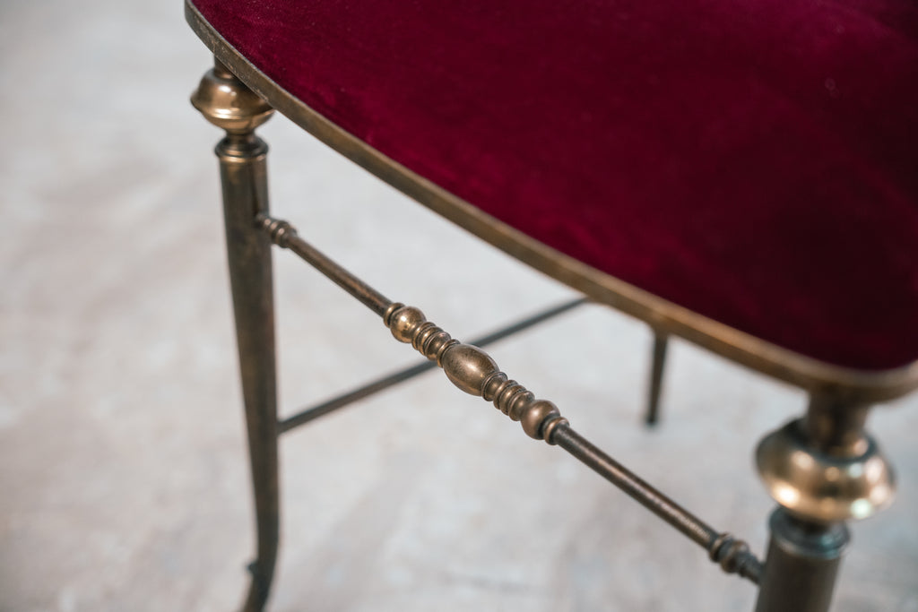 Coppia di Sedie Antiche Chiavarine in Ottone e Velluto Rosso (Anni ‘50/60)
