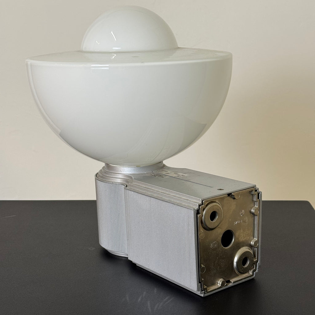 Lampada da Parete Coppelia – Franco Albini, Franca Helg e Antonio Piva per Sirrah – Design Italiano Anni '80