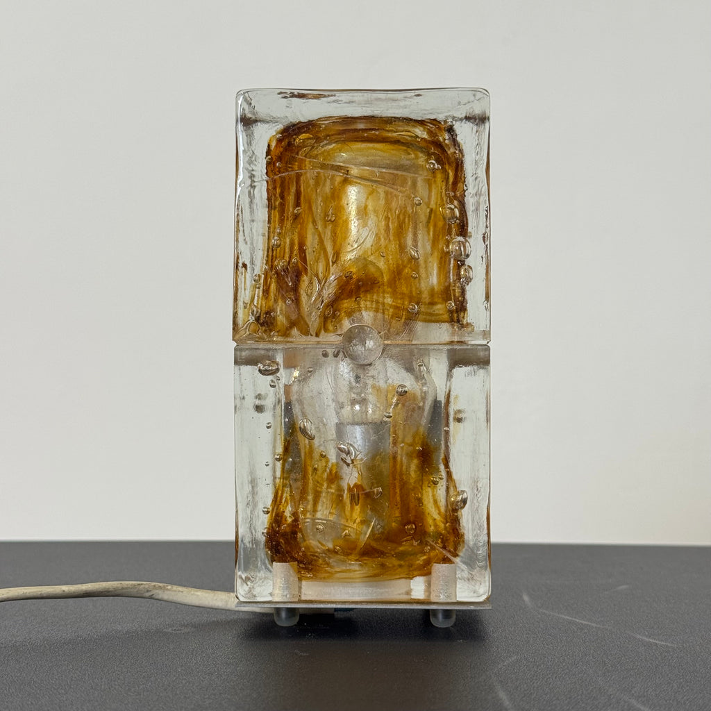 Piccola Lampada da Tavolo Poliarte – Albano Poli – Vetro Ambra e Trasparente Effetto Ghiaccio – Design Italiano Anni '70