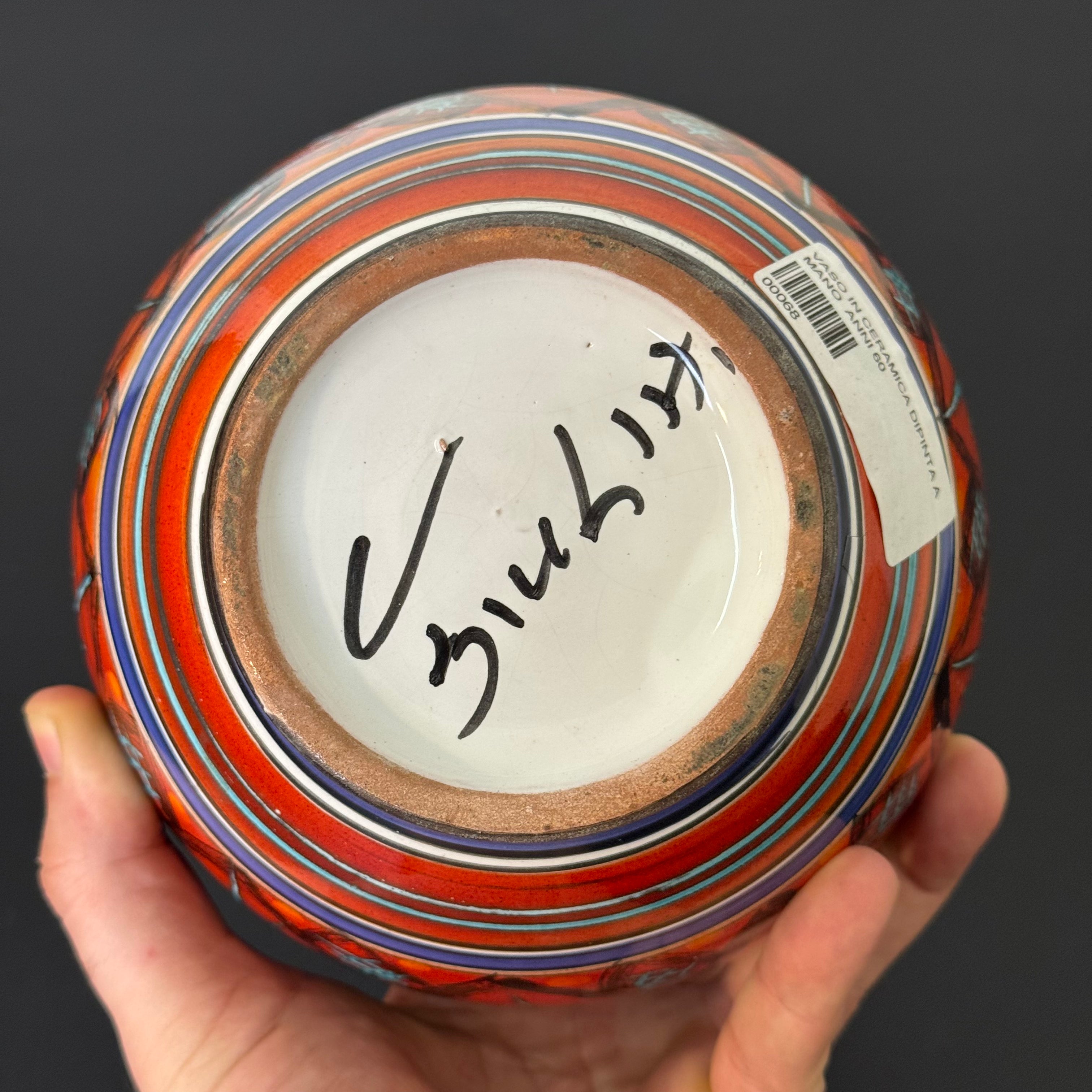 Vaso Vintage in Ceramica Dipinta a Mano Arancio e Blu – Firmato – Anni '60 – h 13 x Ø 14 cm