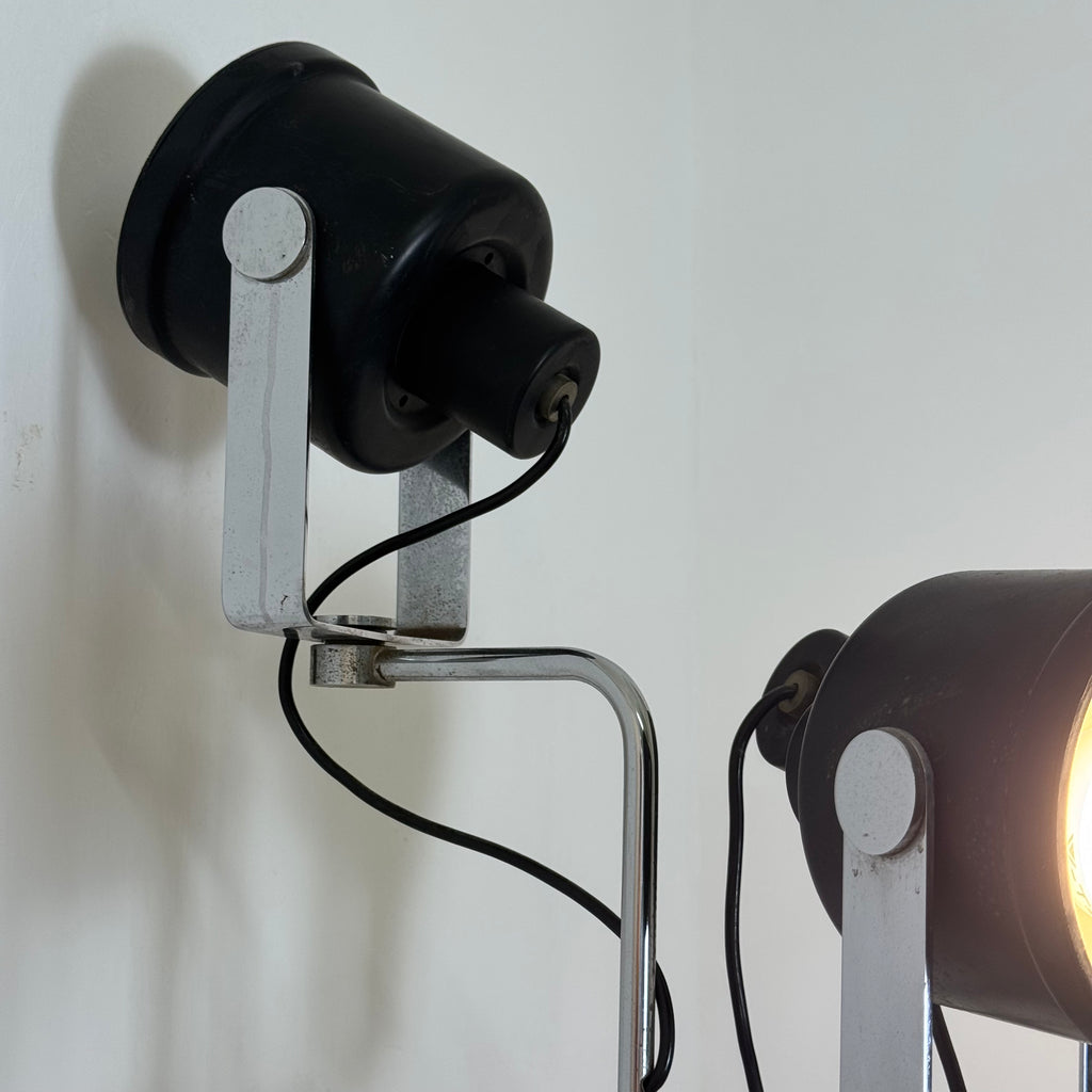 Lampada da Terra Luci Milano Mod. P433 – Brusasco e Torretta – Tre Faretti Orientabili – Anni '70 – Altezza 190 cm