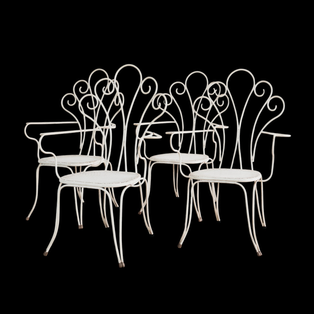 Lio Carminati Attr. – Set 4 Poltroncine da Giardino in Ferro Bianco con Schienale a Ventaglio e Seduta in Lamiera Forata – Anni '50