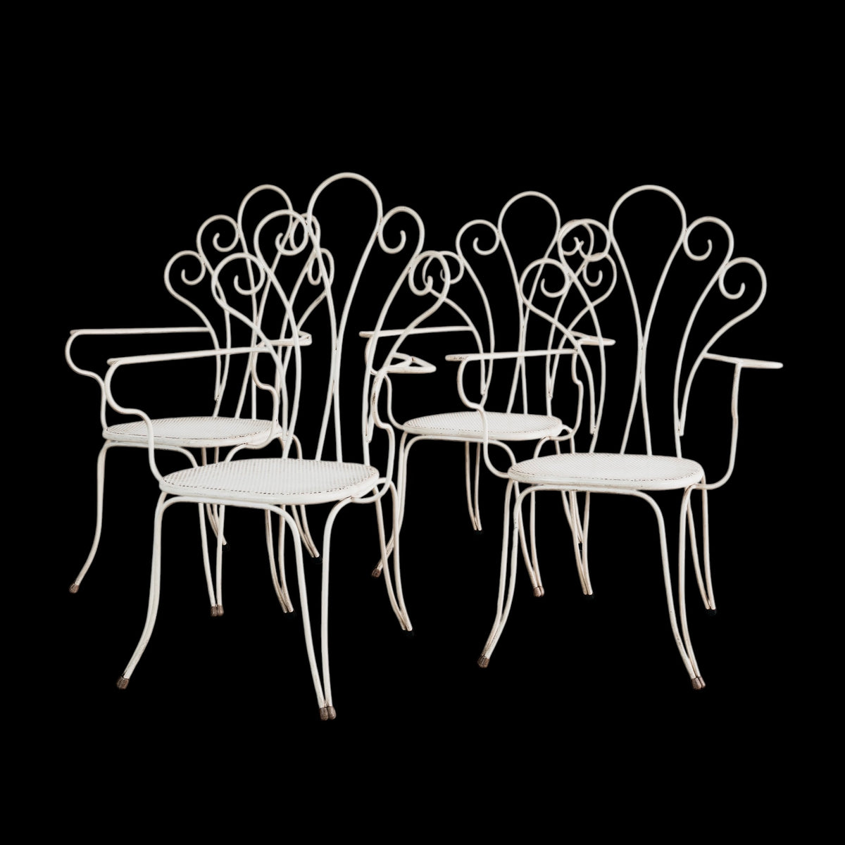 Lio Carminati Attr. – Set 4 Poltroncine da Giardino in Ferro Bianco con Schienale a Ventaglio e Seduta in Lamiera Forata – Anni '50