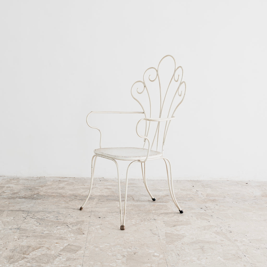 Lio Carminati Attr. – Set 4 Poltroncine da Giardino in Ferro Bianco con Schienale a Ventaglio e Seduta in Lamiera Forata – Anni '50