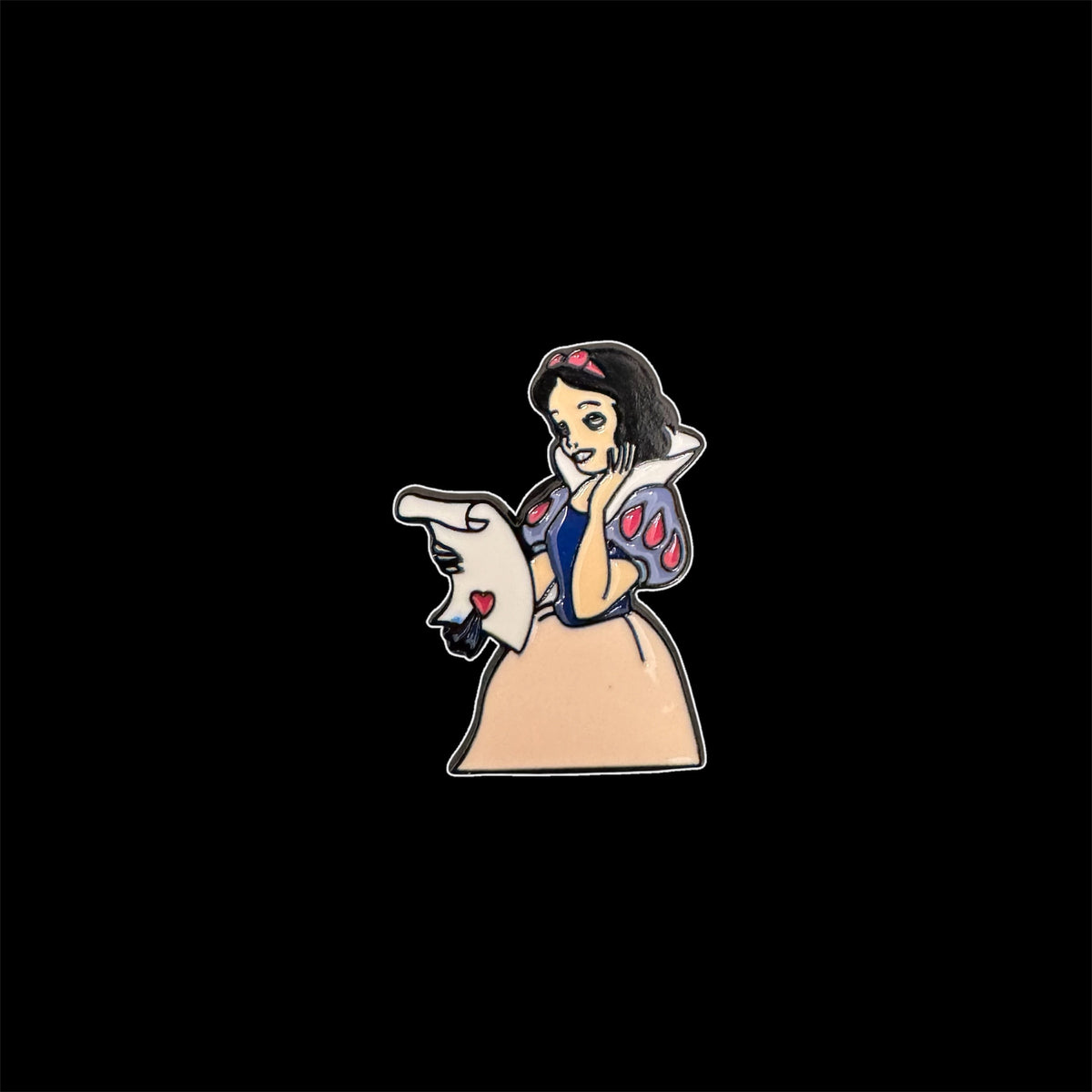 Spilletta in Metallo Smaltato - Biancaneve con Pergamena / Biancaneve e i Sette Nani (Snow White)