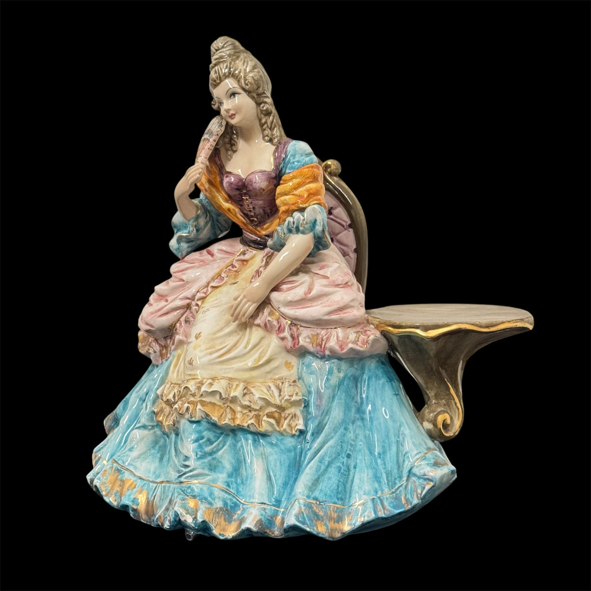 Statua in ceramica dipinta a mano, dama settecentesca con ventaglio, vintage stile Capodimonte
