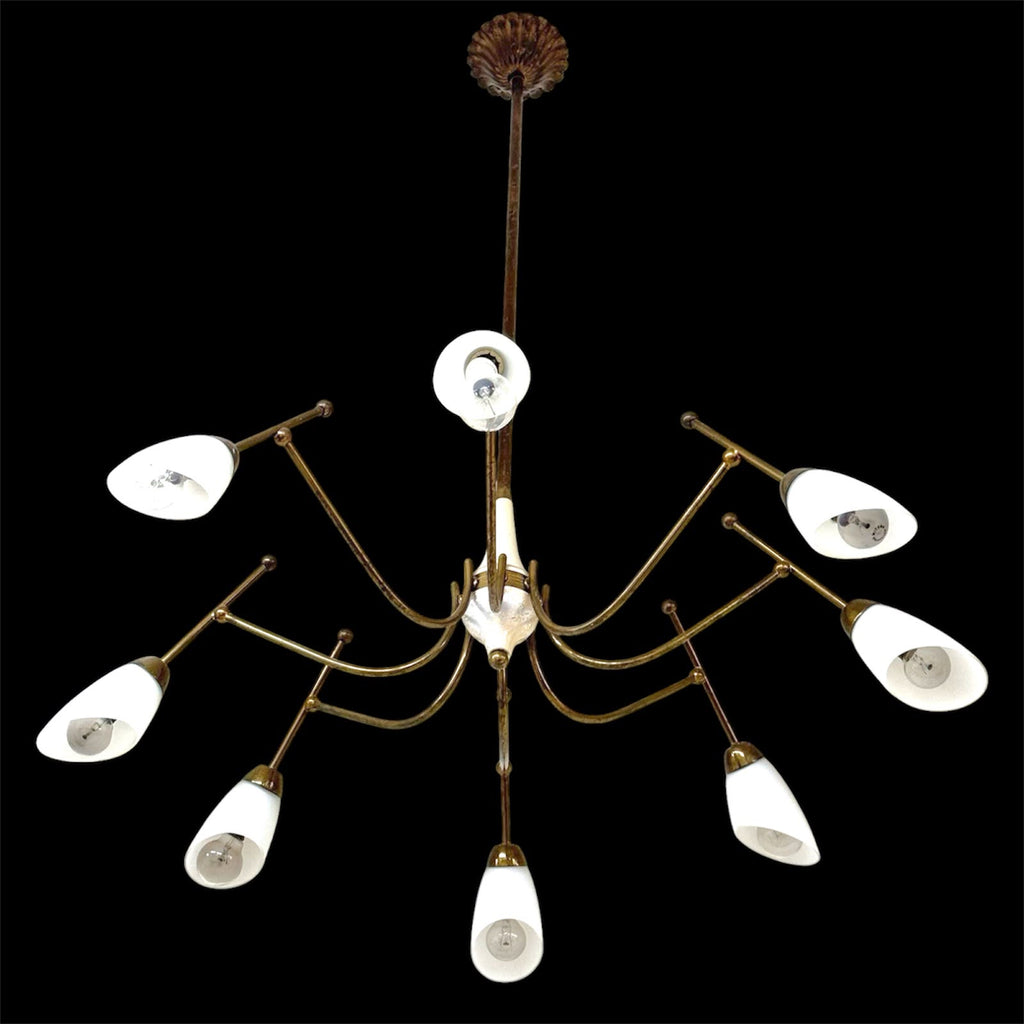 Lampadario Stilnovo Attr. 8 Luci in Ottone e Vetro Opalino anni '50