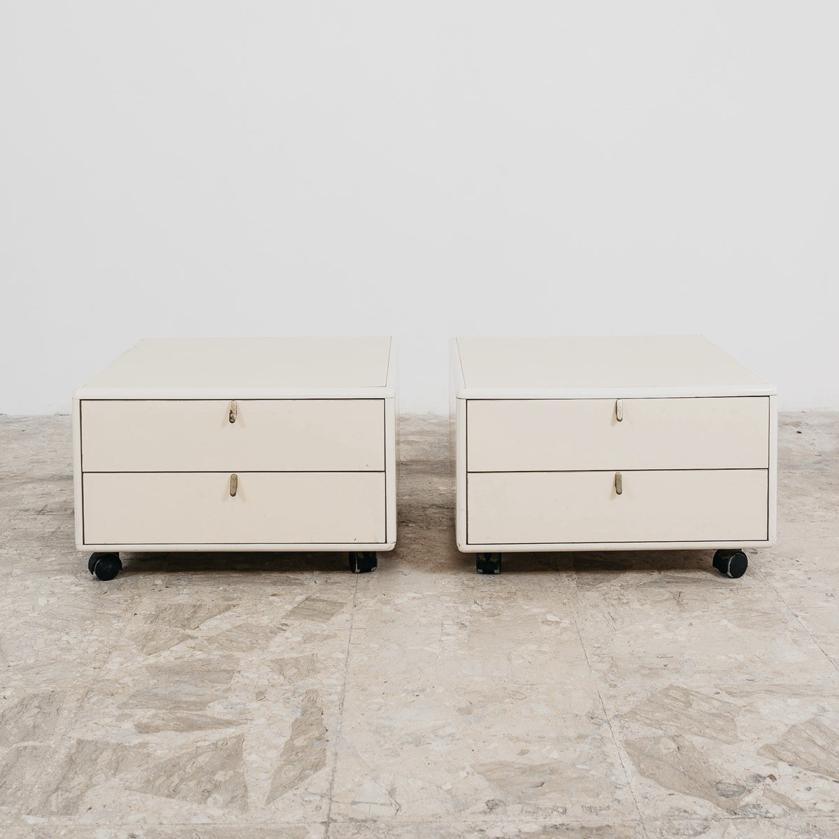 George Coslin Coppia Di Comodini Longato Hennè 1970 Modernariato Design
