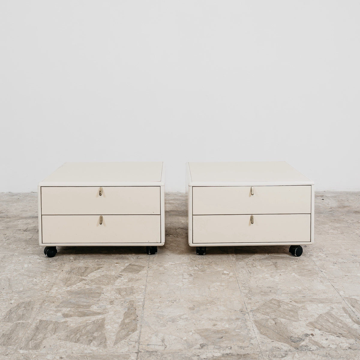 George Coslin Coppia Di Comodini Longato Hennè 1970 Modernariato Design